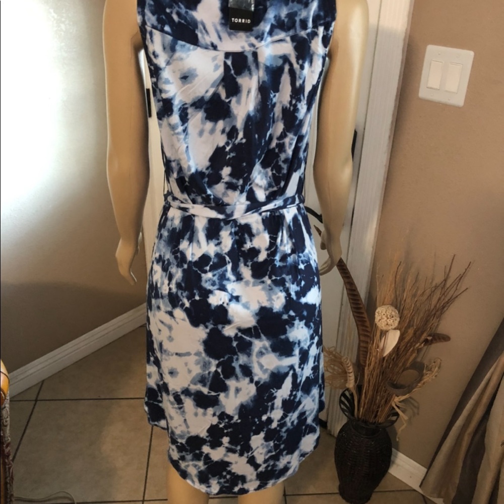 New Plus Size Torrid - image 3